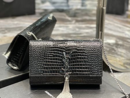 Yves Saint Laurent Kata Medium Chain Bag Black For Sale