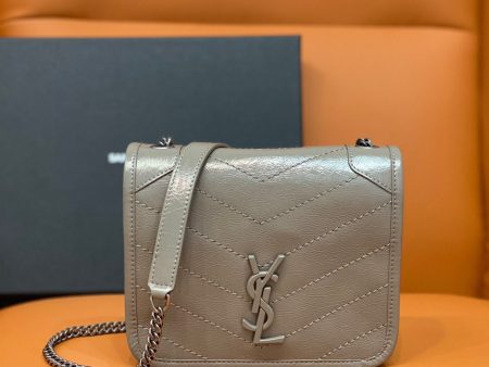 Yves Saint Laurent Niki Wallets On Chain Beige For Cheap