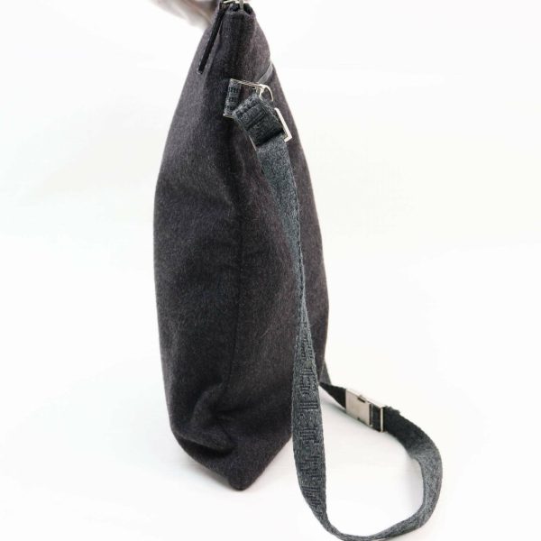 Indistinguishable  Fendi Shoulder Bag Gray Wool (SHC1-15308) For Sale